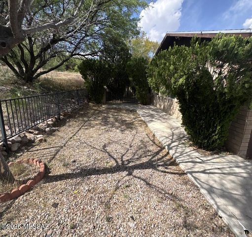 390 Quail Court, Rio Rico, AZ 85648