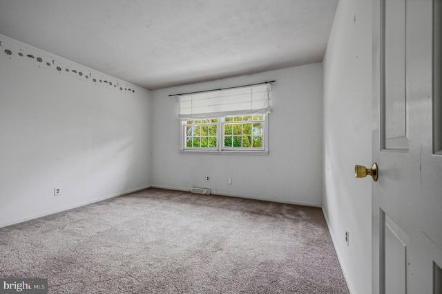 844 SUMMERSET DR, Hockessin, DE 19707