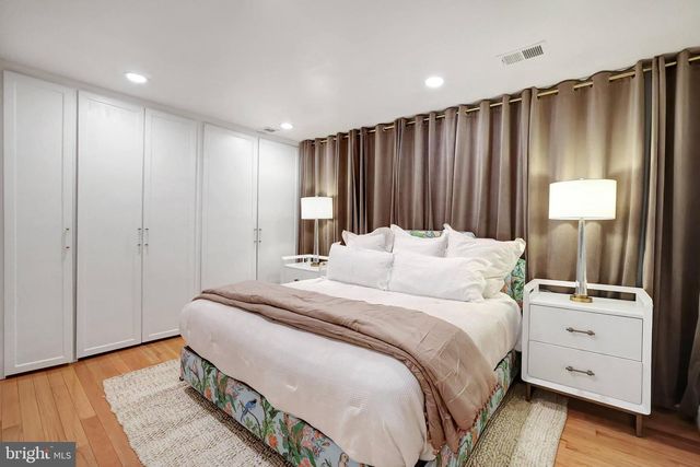 708 I ST SE, Washington, DC 20003