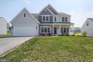 112 BLUE MOUNTAIN BOULEVARD, Carlisle, PA 17013