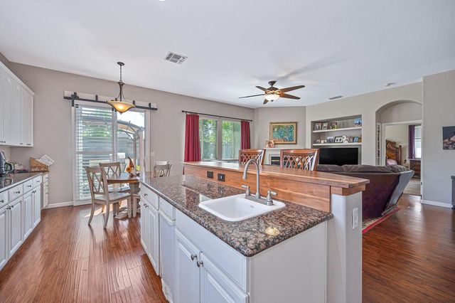 3613 Saint John Rd, West Sacramento, CA 95691