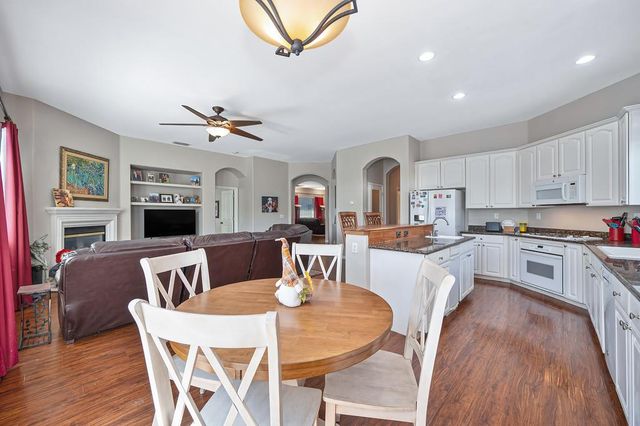 3613 Saint John Rd, West Sacramento, CA 95691