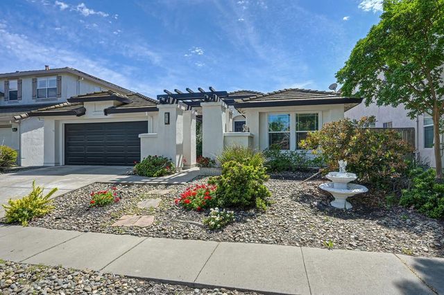 3613 Saint John Rd, West Sacramento, CA 95691