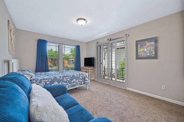 3613 Saint John Rd, West Sacramento, CA 95691