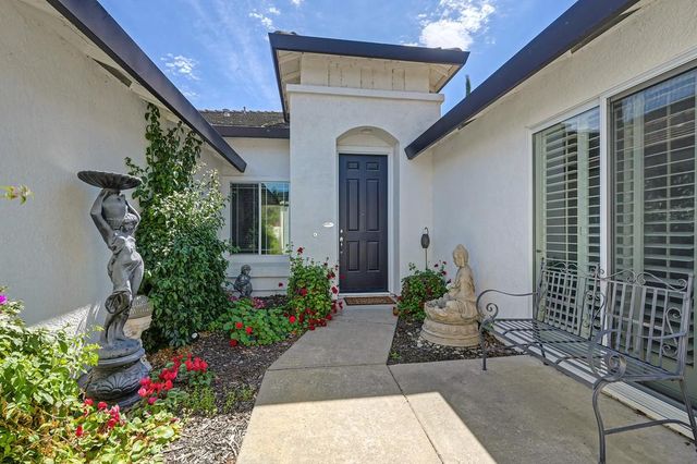 3613 Saint John Rd, West Sacramento, CA 95691