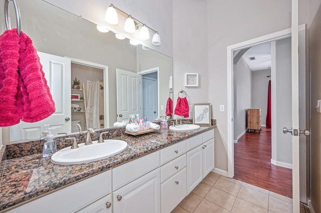 3613 Saint John Rd, West Sacramento, CA 95691