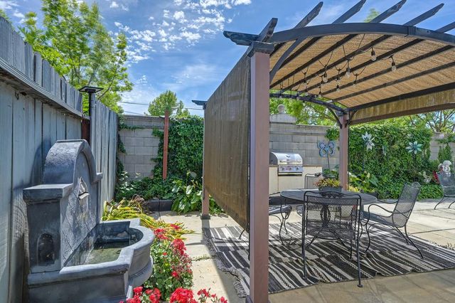 3613 Saint John Rd, West Sacramento, CA 95691