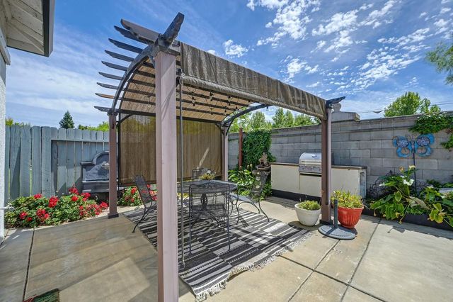 3613 Saint John Rd, West Sacramento, CA 95691