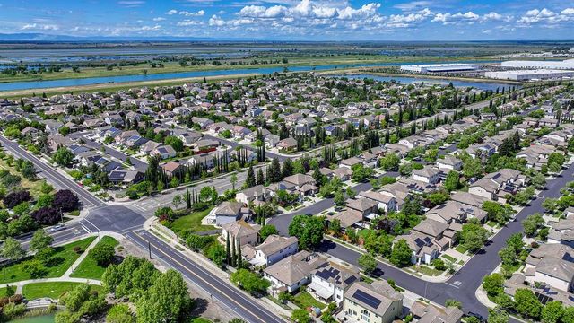 3613 Saint John Rd, West Sacramento, CA 95691