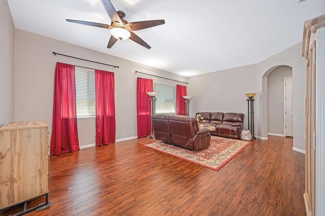 3613 Saint John Rd, West Sacramento, CA 95691