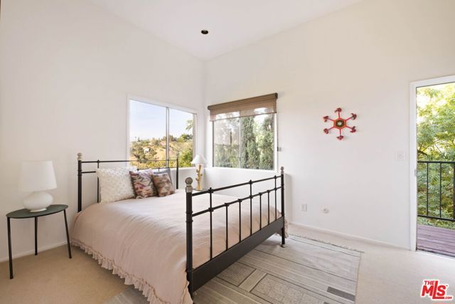 950 Montecito Drive, Los Angeles, CA 90031