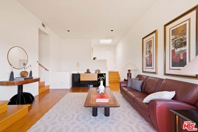 950 Montecito Drive, Los Angeles, CA 90031