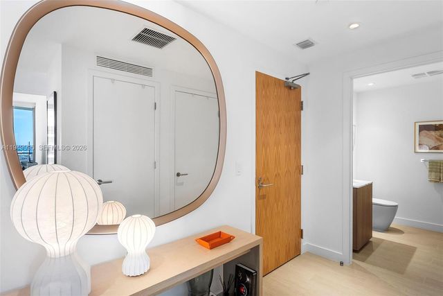 500 Alton Rd 2004, Miami Beach, FL 33139