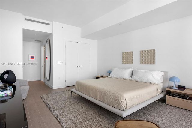 500 Alton Rd 2004, Miami Beach, FL 33139