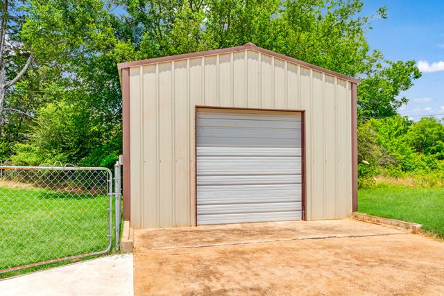 325 Key West Road, Reno, TX 75460