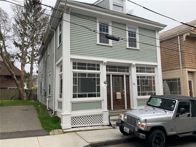 33 Dennison Street 1, Newport, RI 02840