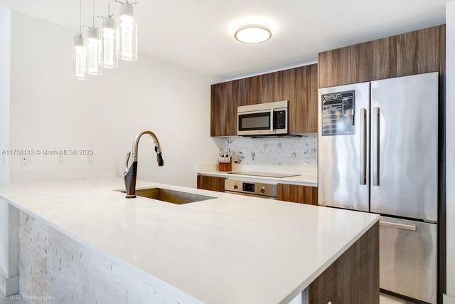 488 NE 18th St 4904, Miami, FL 33132