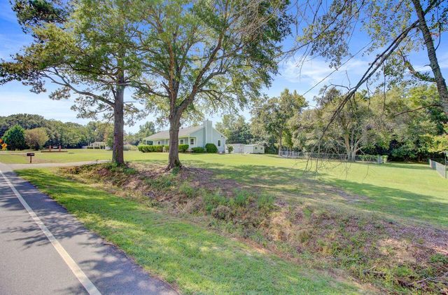 2636 SW Cordova Road, Orangeburg, SC 29115