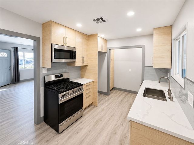 401 W Doncrest, Monterey Park, CA 91754