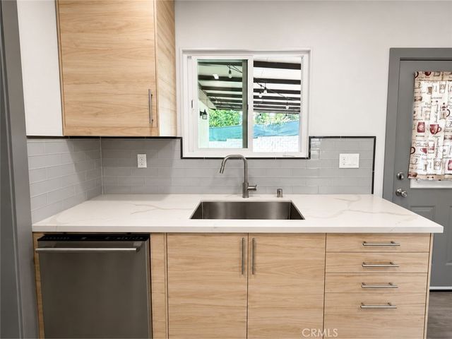 401 W Doncrest, Monterey Park, CA 91754