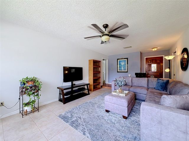 4148 FLORALWOOD COURT, Orlando, FL 32812