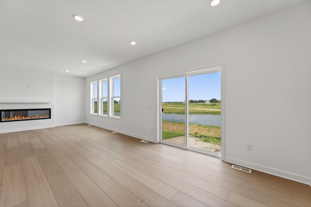 7596 Norway Lane, Lino Lakes, MN 55038