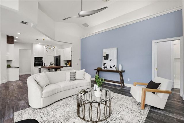 987 BRIGHTWATER CIRCLE, Maitland, FL 32751