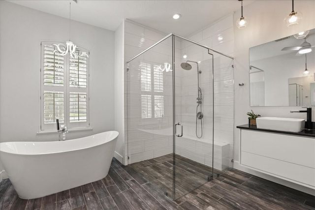 987 BRIGHTWATER CIRCLE, Maitland, FL 32751