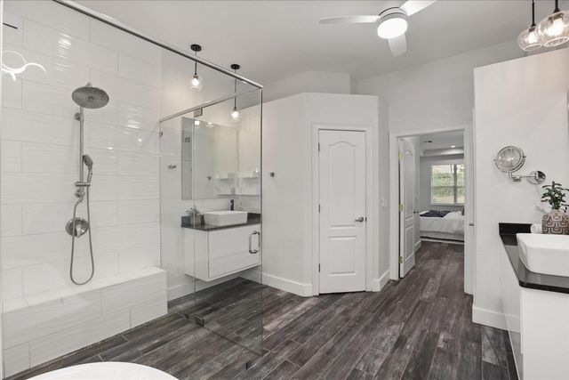 987 BRIGHTWATER CIRCLE, Maitland, FL 32751