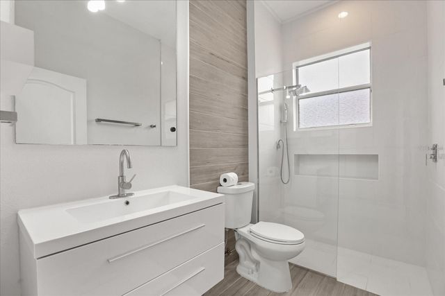 987 BRIGHTWATER CIRCLE, Maitland, FL 32751