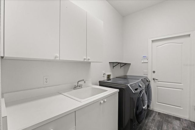 987 BRIGHTWATER CIRCLE, Maitland, FL 32751