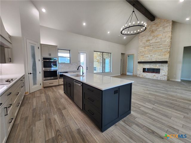 414 Hamer, Salado, TX 76571