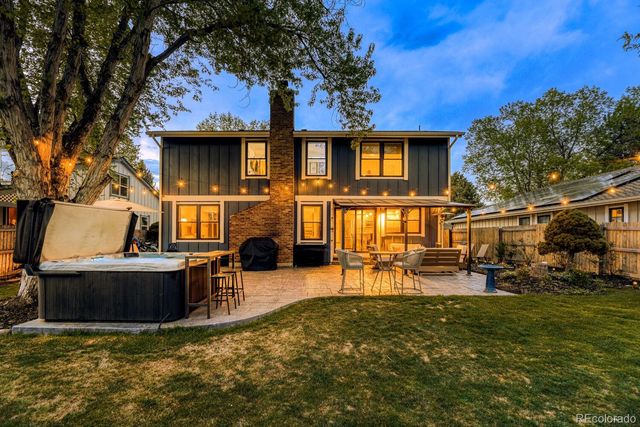 8198 W 81st Drive, Arvada, CO 80005