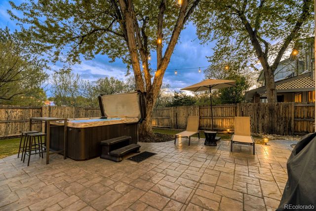 8198 W 81st Drive, Arvada, CO 80005