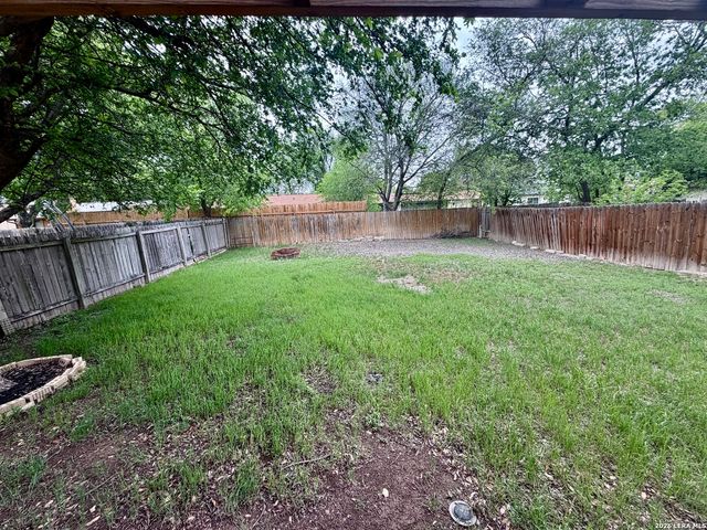 3831 Wetmore Ridge, San Antonio, TX 78247