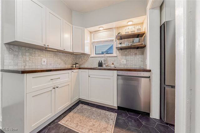 2235 Brockway Road, University Heights, OH 44118