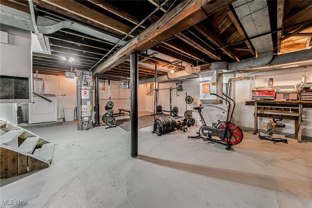 2235 Brockway Road, University Heights, OH 44118