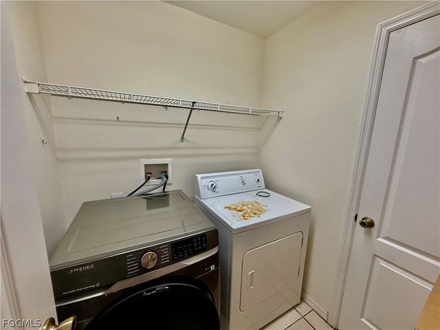 5007 Barth ST, Lehigh Acres, FL 33971