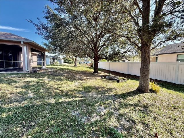 5007 Barth ST, Lehigh Acres, FL 33971