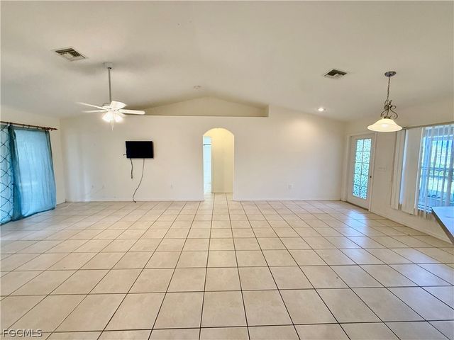 5007 Barth ST, Lehigh Acres, FL 33971