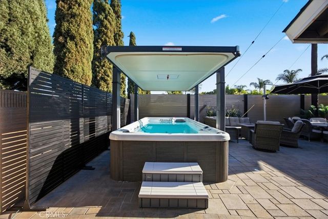 310 W Westway, Orange, CA 92865