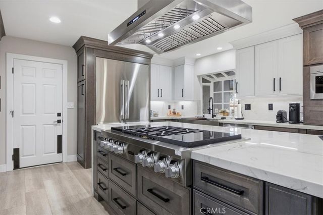 310 W Westway, Orange, CA 92865