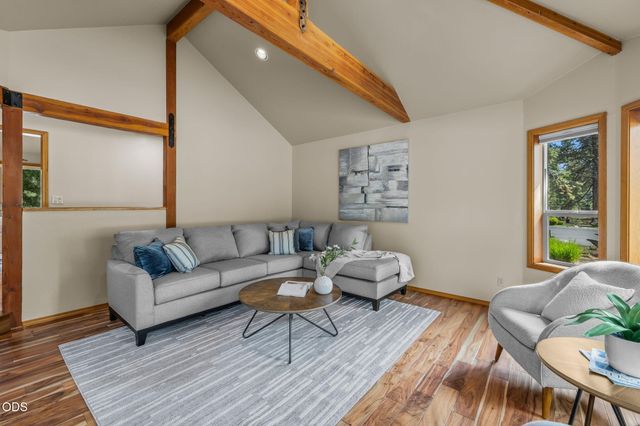 18217 Oregon Loop 41, Sunriver, OR 97707