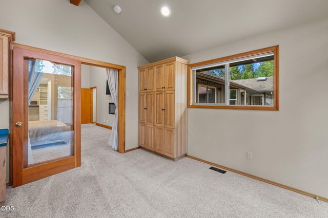 18217 Oregon Loop 41, Sunriver, OR 97707