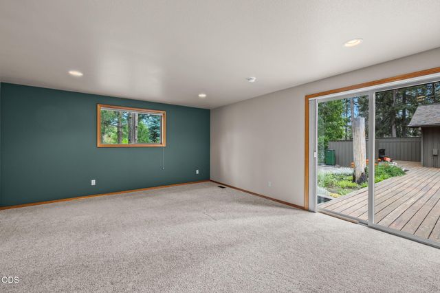 18217 Oregon Loop 41, Sunriver, OR 97707
