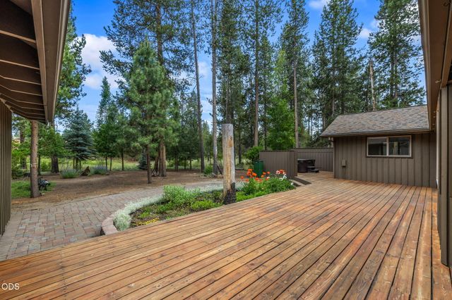 18217 Oregon Loop 41, Sunriver, OR 97707