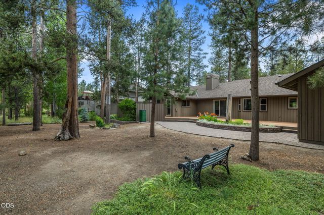 18217 Oregon Loop 41, Sunriver, OR 97707