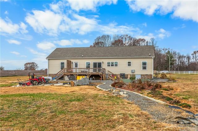 251 Palamino Trail, Dobson, NC 27017