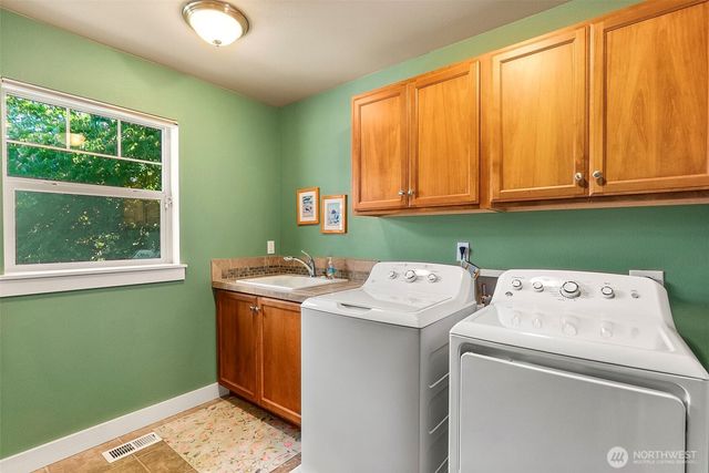 1422 Brighton Way SE, Olympia, WA 98501