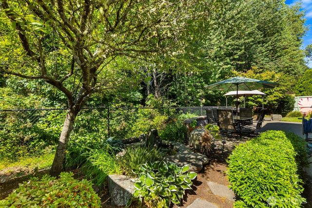 1422 Brighton Way SE, Olympia, WA 98501